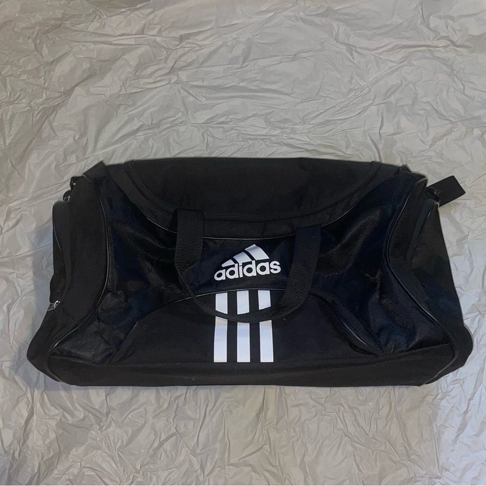 Adidas Black Shoulder Strap Duffle Bag Logo Medium.